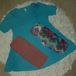 Lularoe Solid Perfect Tee and 2 -OS Leggings